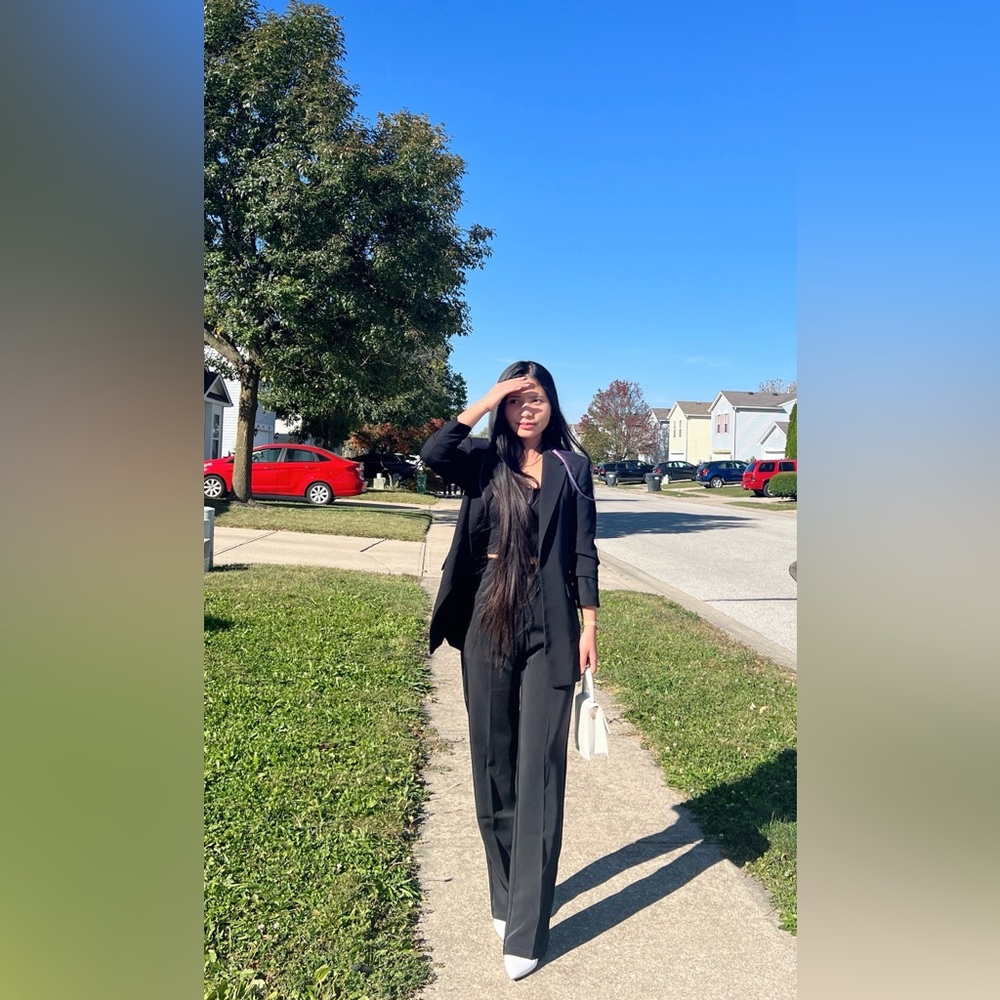 Elegant Black Women's Blazer